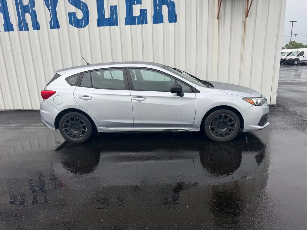 Used 2021 Subaru Impreza 2.0i AWD/4WD image 9