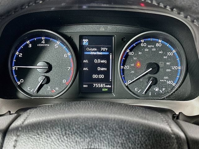 Used 2018 Toyota RAV4 XLE w/ Plus Extra Value Package AWD/4WD image 13