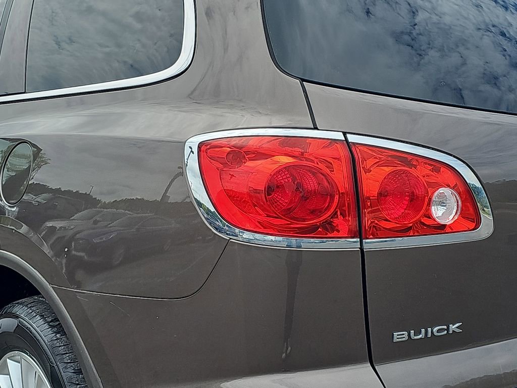 Used 2011 Buick Enclave CXL w/ Trailering Provision Package FWD image 37