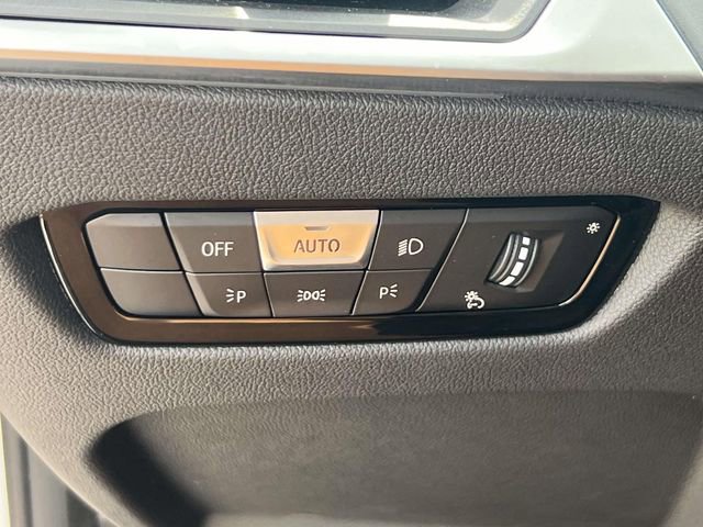 Used 2023 BMW 330i xDrive Sedan w/ Driving Assistance Package image 22