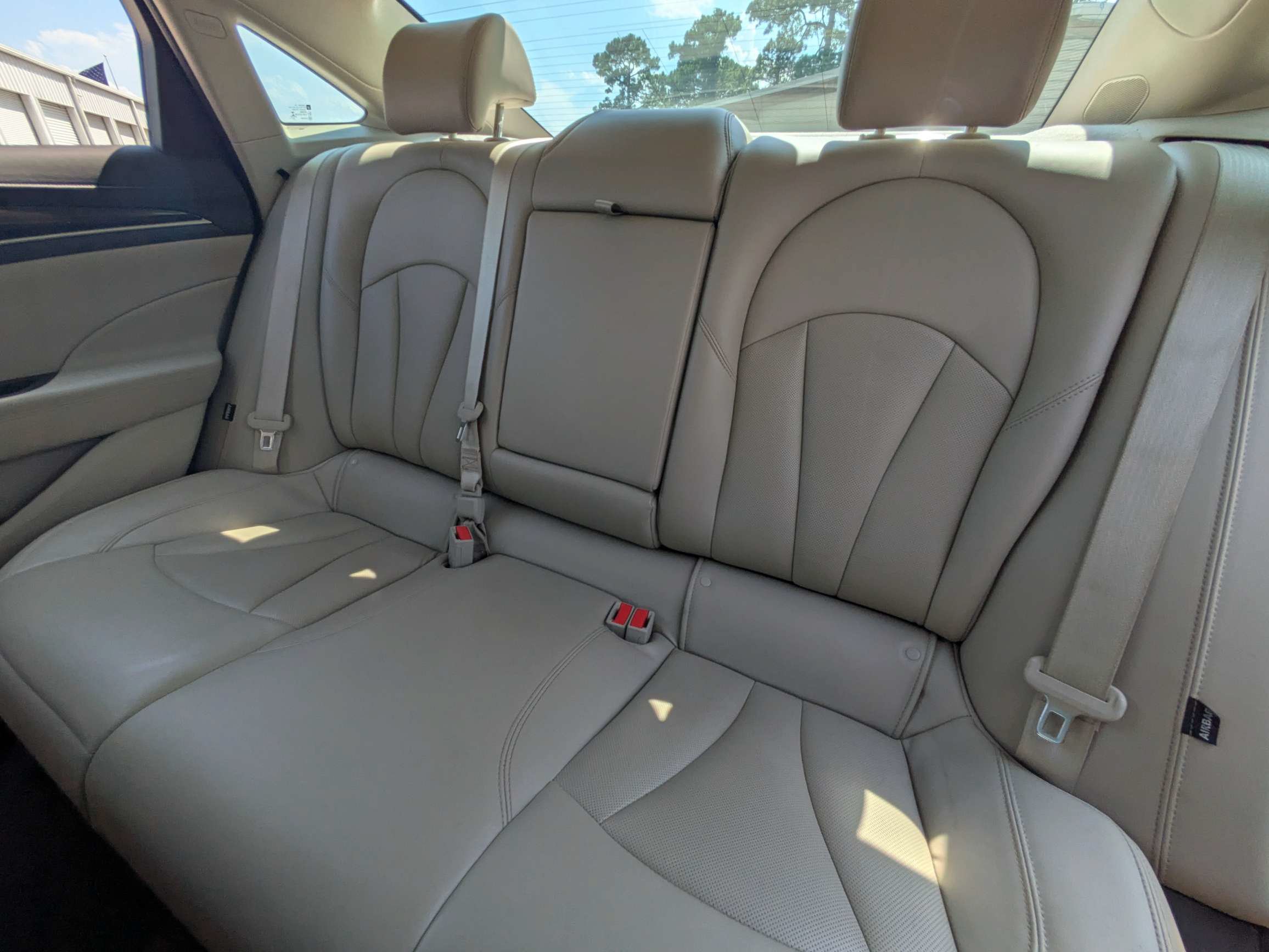 Certified 2017 Buick LaCrosse Premium w/ Sun and Shade Package FWD image 7