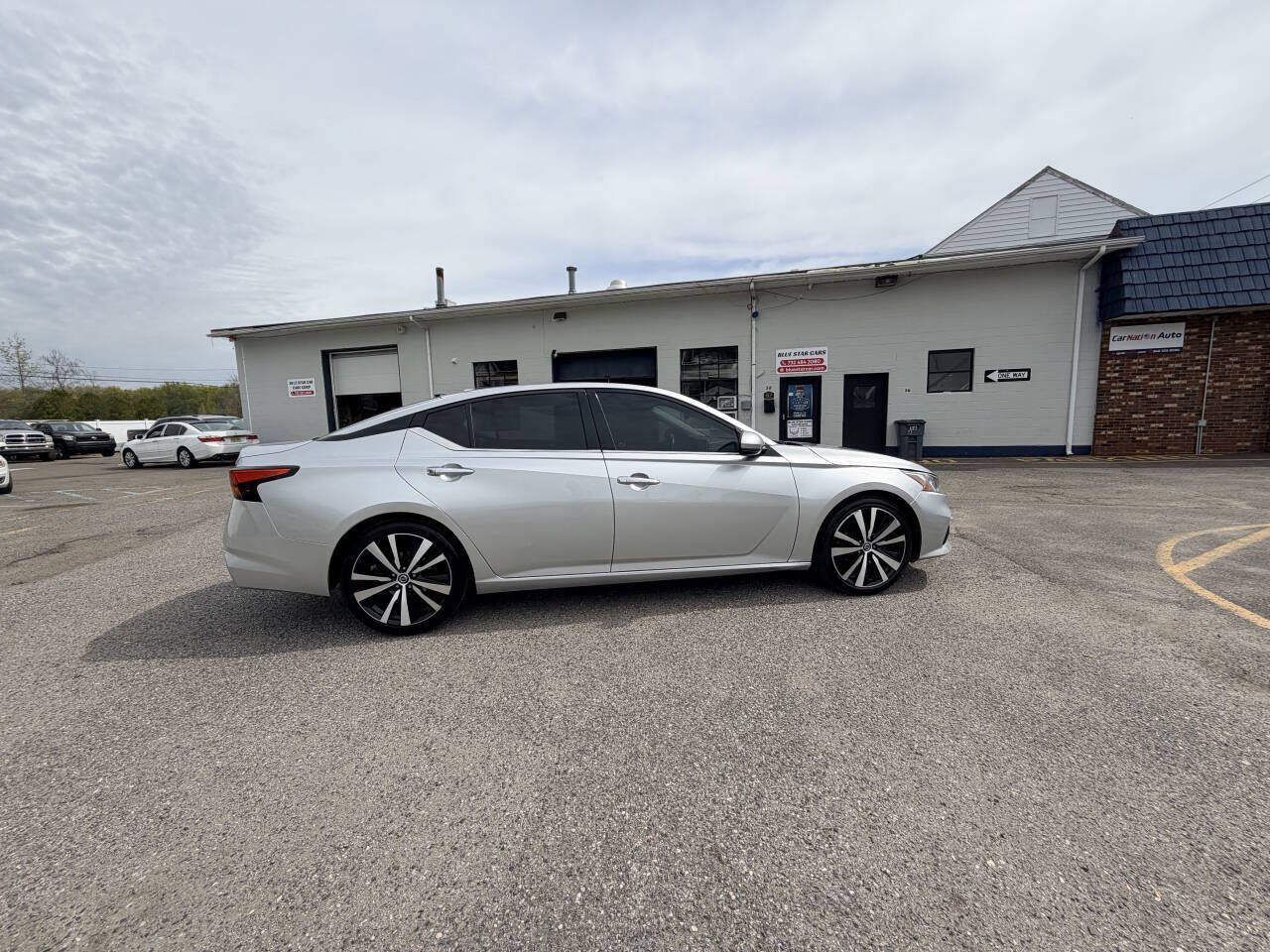 Used 2020 Nissan Altima 2.5 SL FWD image 40