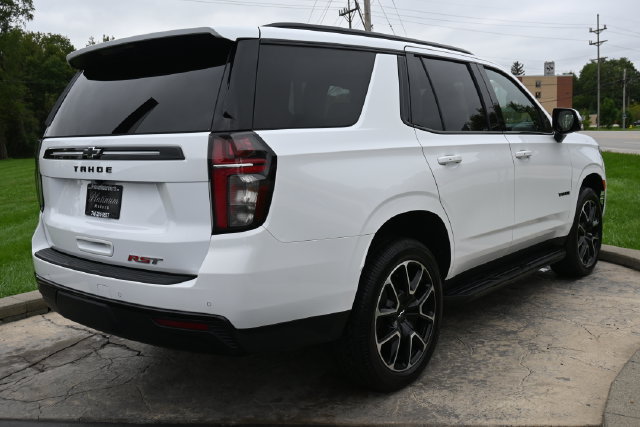 Used 2024 Chevrolet Tahoe RST w/ Luxury Package AWD/4WD image 5
