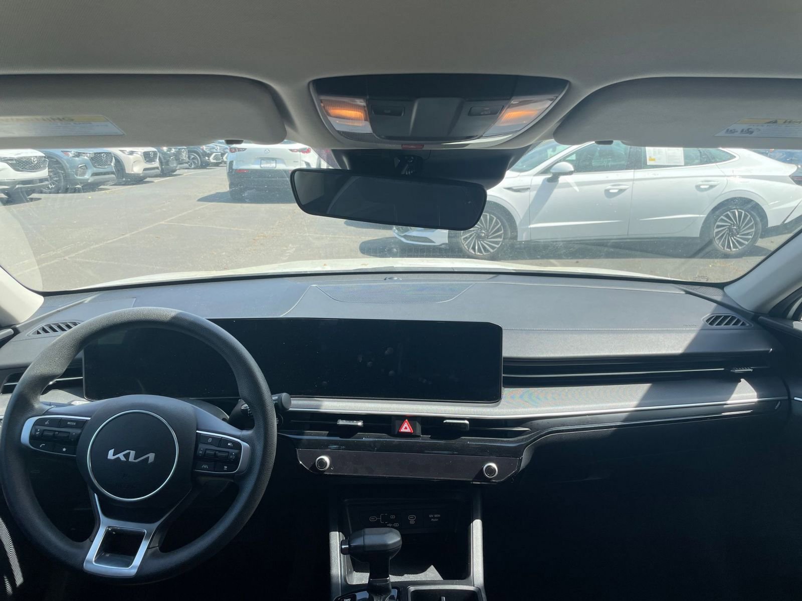 Used 2025 Kia K5 LXS image 32