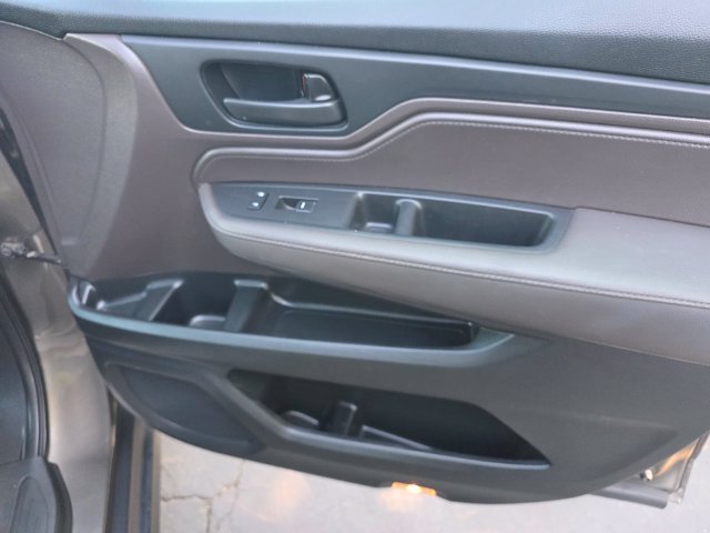 Used 2019 Honda Odyssey EX image 22