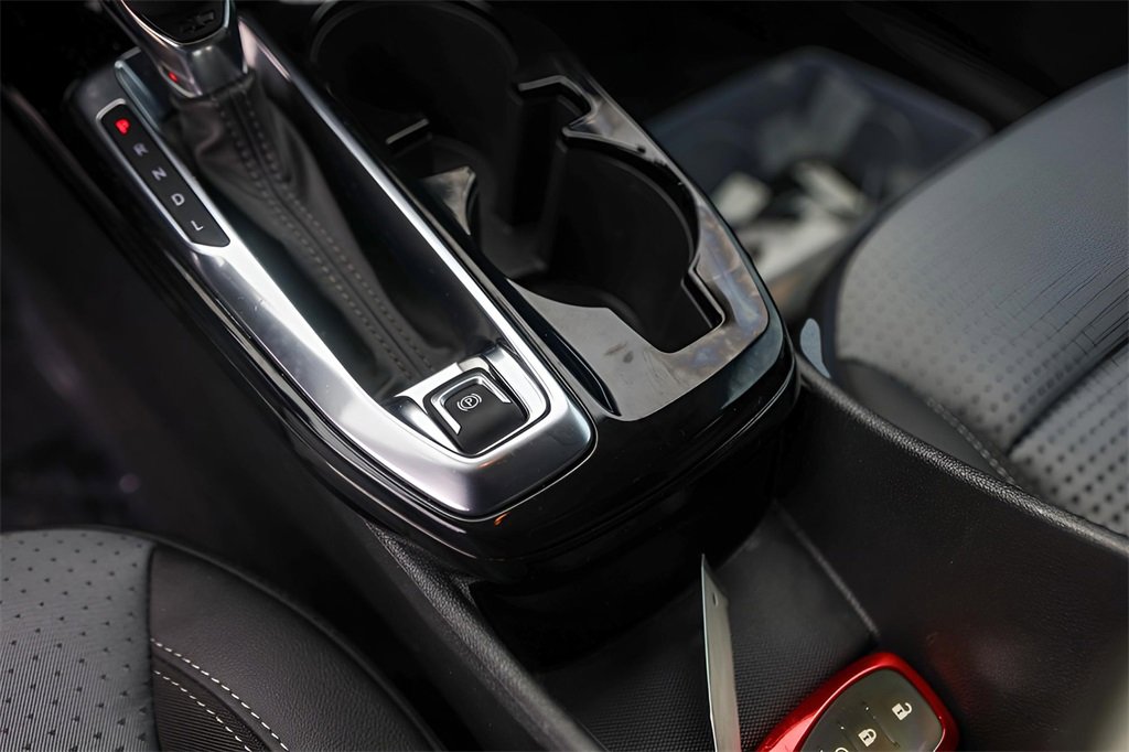 Used 2024 Chevrolet Trax LT w/ Driver Confidence Package image 23