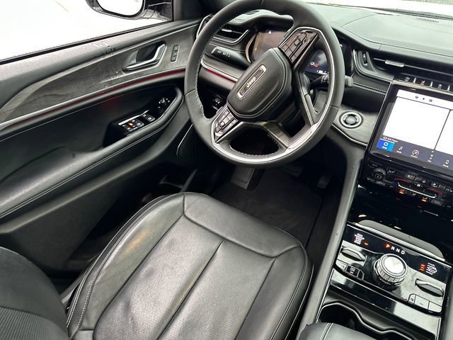 Used 2024 Jeep Grand Cherokee Overland w/ Trailer Tow Package image 24