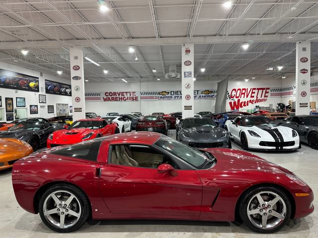 Used 2008 Chevrolet Corvette Coupe w/ Preferred Equipment Group RWD image 5