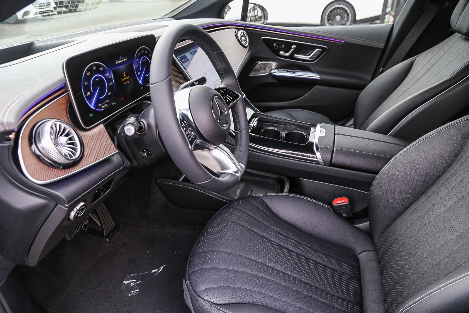 Used 2024 Mercedes-Benz EQE 350+ 4MATIC Sedan image 24
