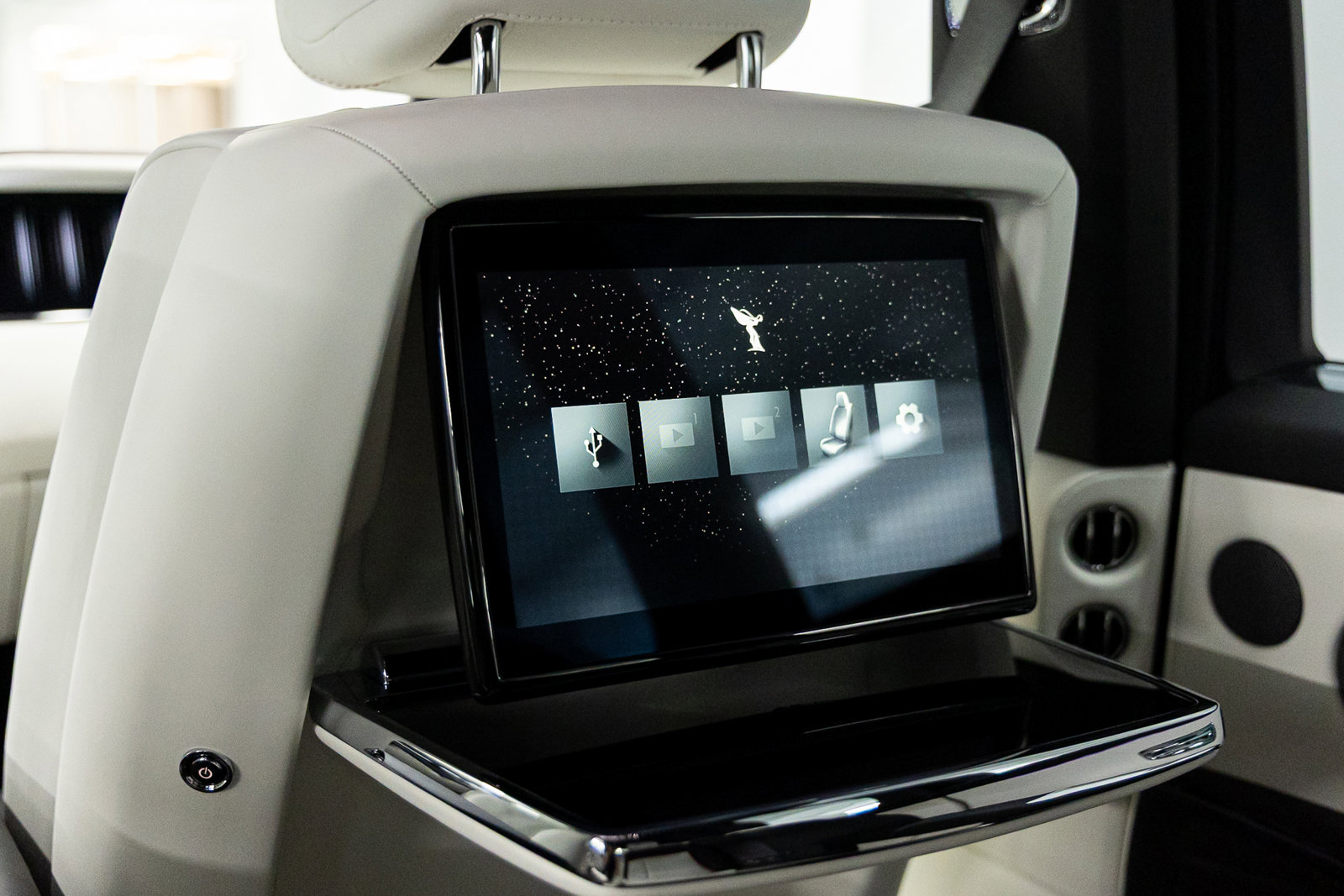 New 2026 Rolls-Royce Cullinan image 55