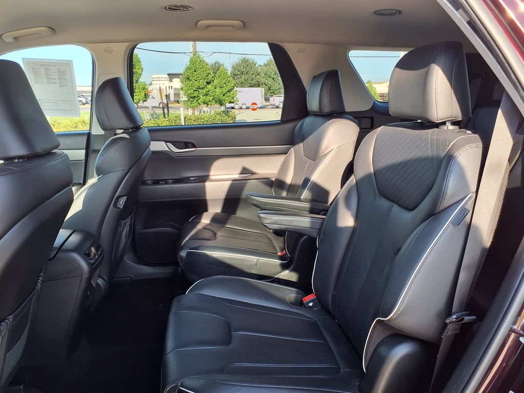 Used 2023 Hyundai Palisade SEL FWD image 20