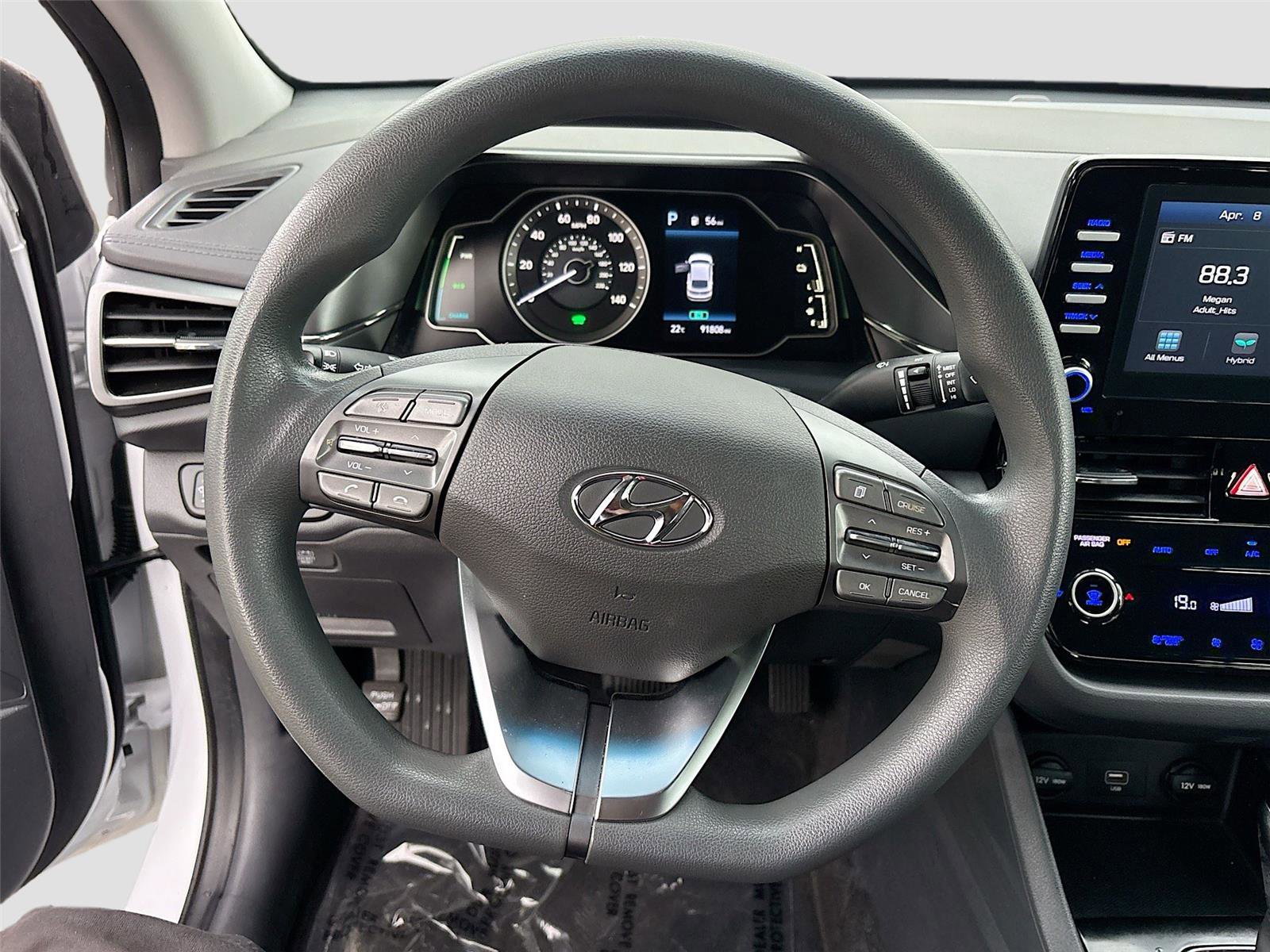 Used 2020 Hyundai Ioniq Blue image 11