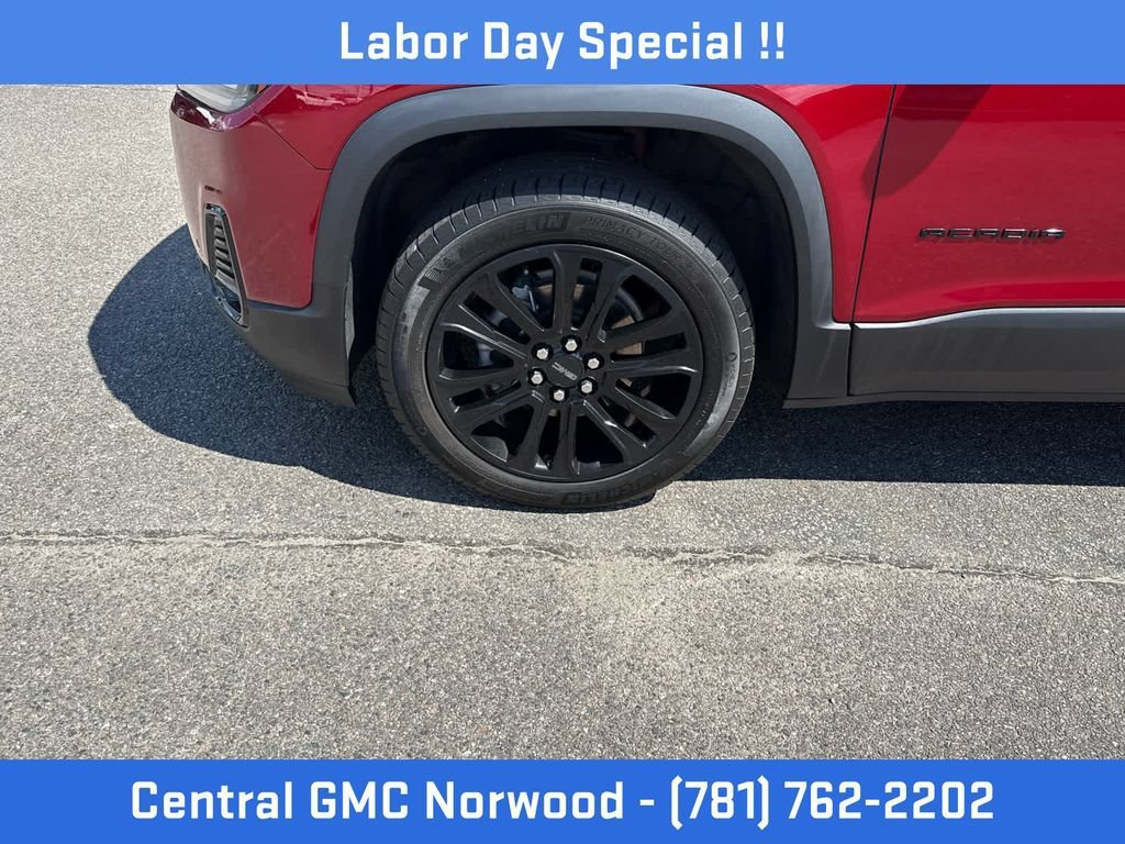 Certified 2023 GMC Acadia SLT w/ Elevation Edition AWD/4WD image 9