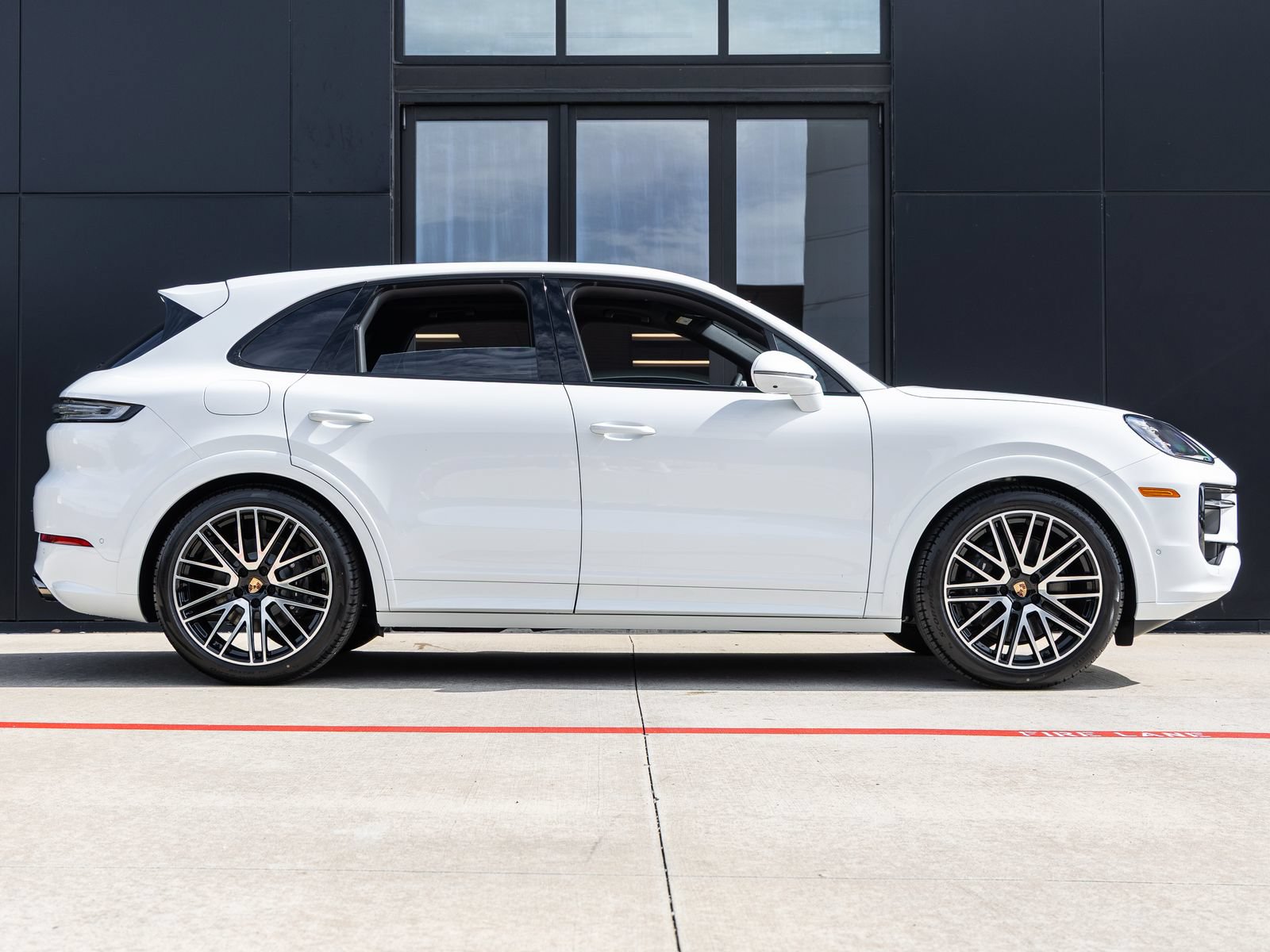 New 2026 Porsche Cayenne AWD/4WD image 12