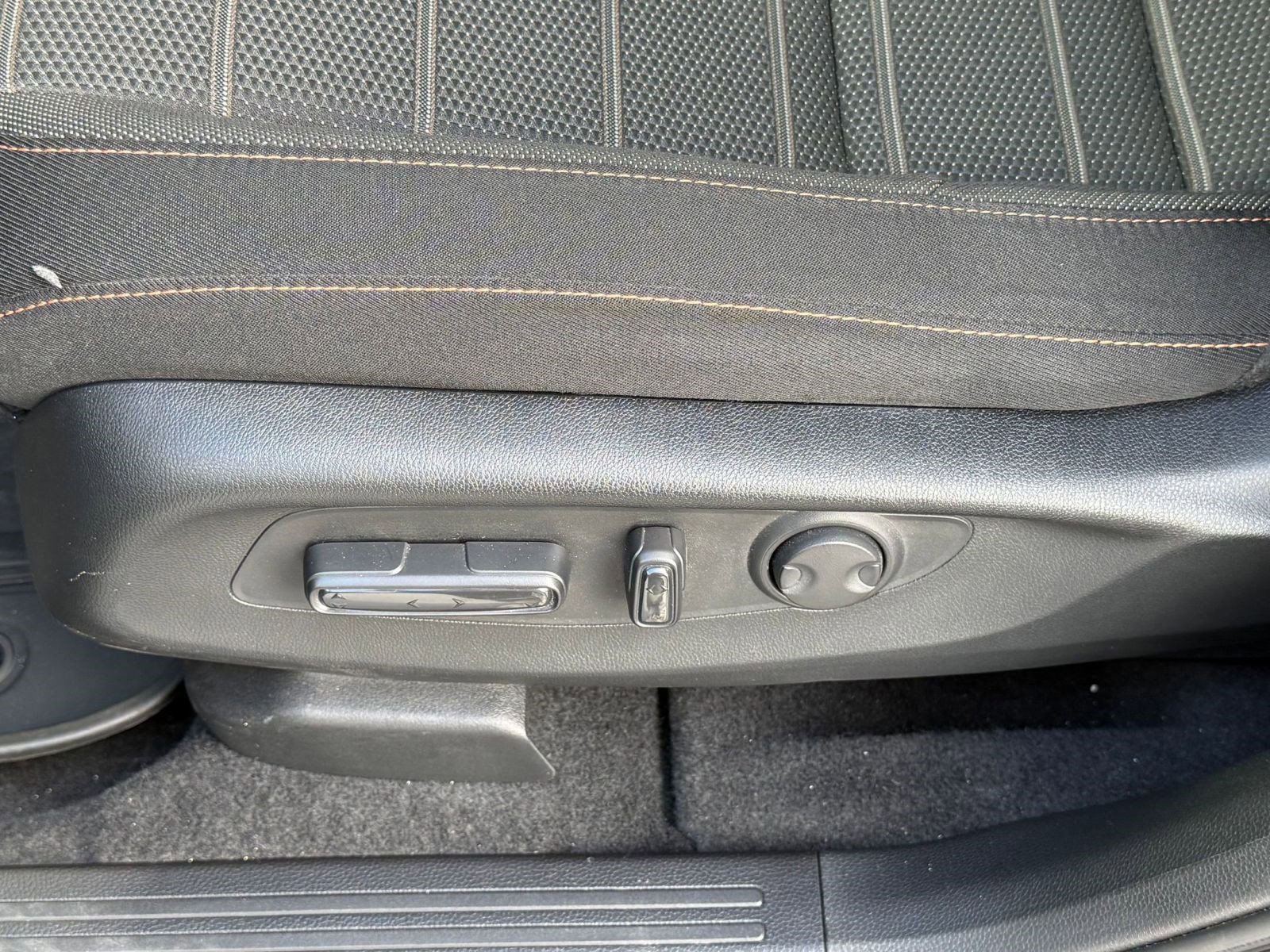 Used 2023 Honda CR-V Sport image 13