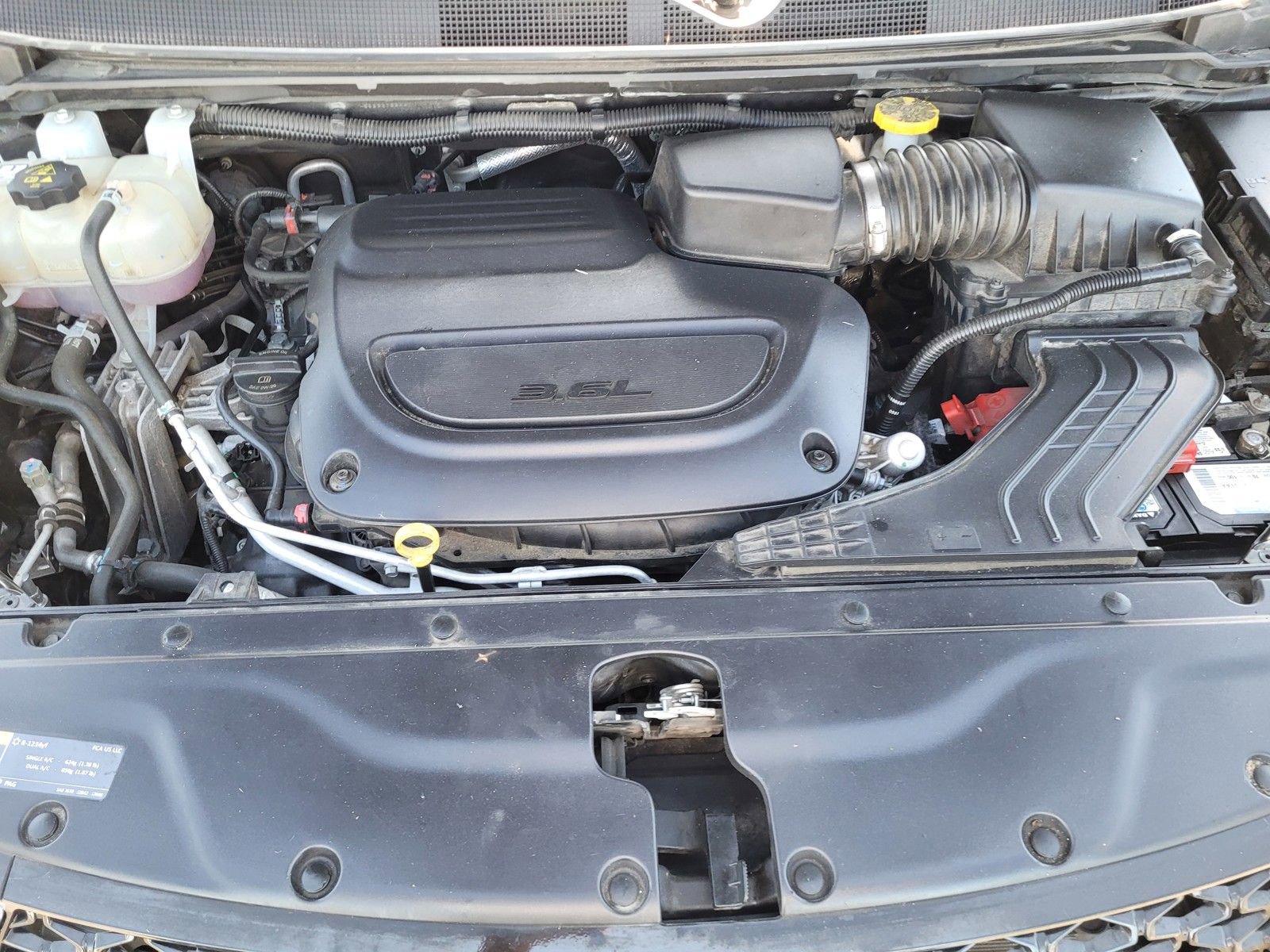 Used 2023 Chrysler Pacifica Touring-L FWD image 28