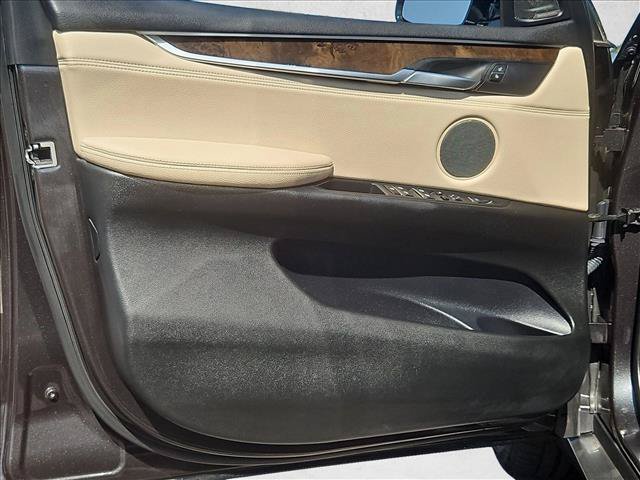 Used 2018 BMW X5 xDrive50i AWD/4WD image 11