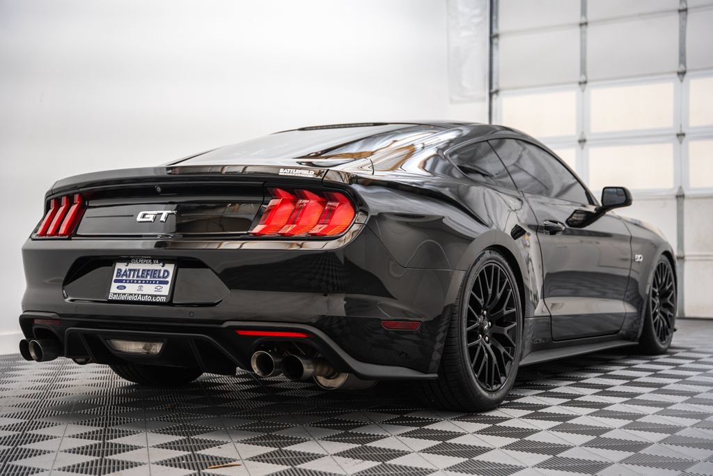 Used 2018 Ford Mustang GT w/ GT Performance Package RWD image 5