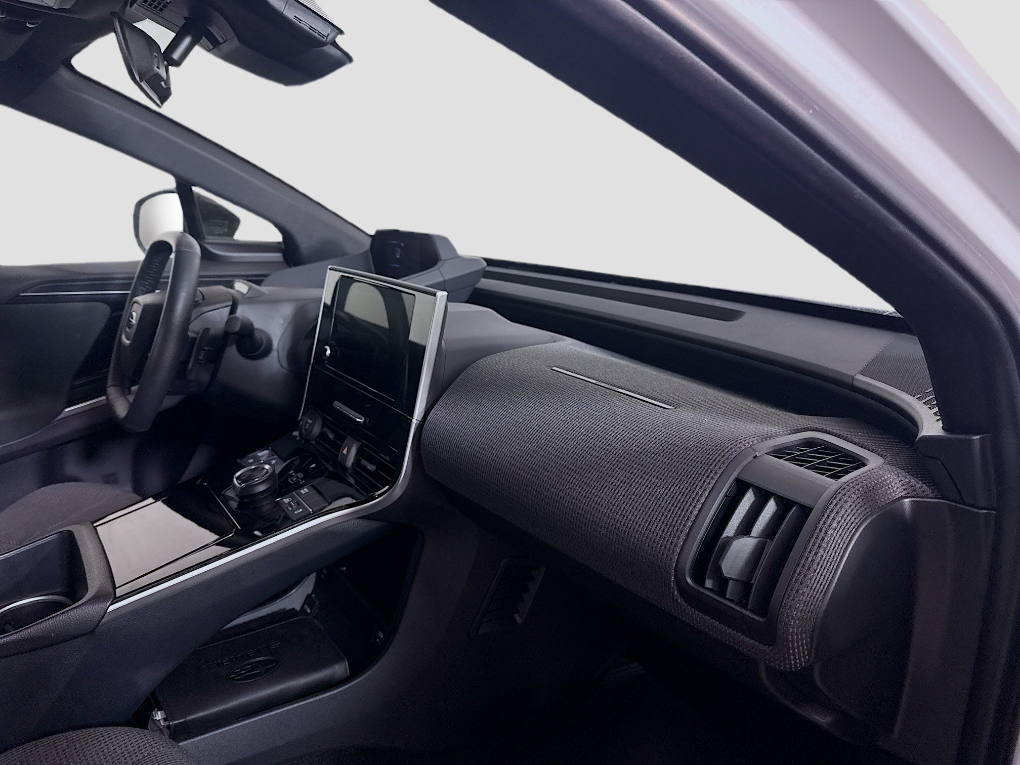 Used 2024 Subaru Solterra Premium image 30