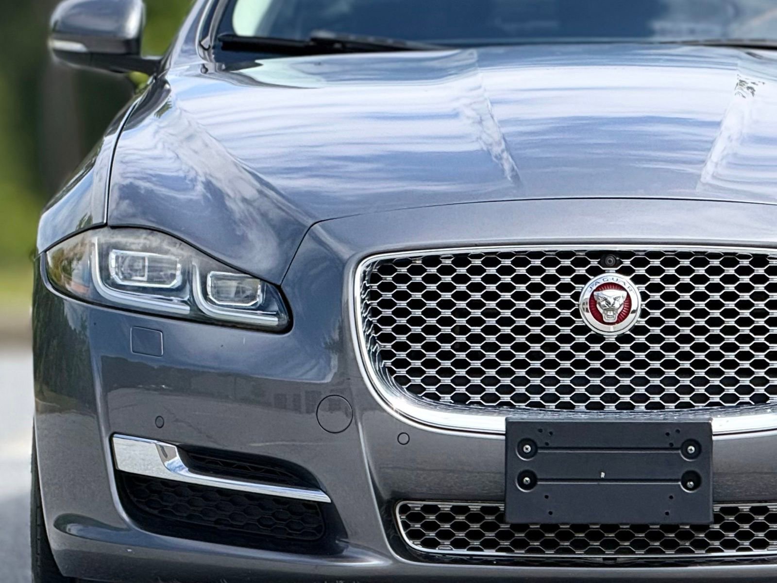 Used 2016 Jaguar XJ L Portfolio AWD/4WD image 13