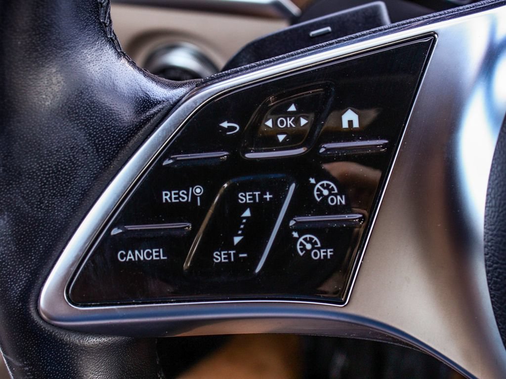 Used 2022 Mercedes-Benz C 300 4MATIC Sedan image 25