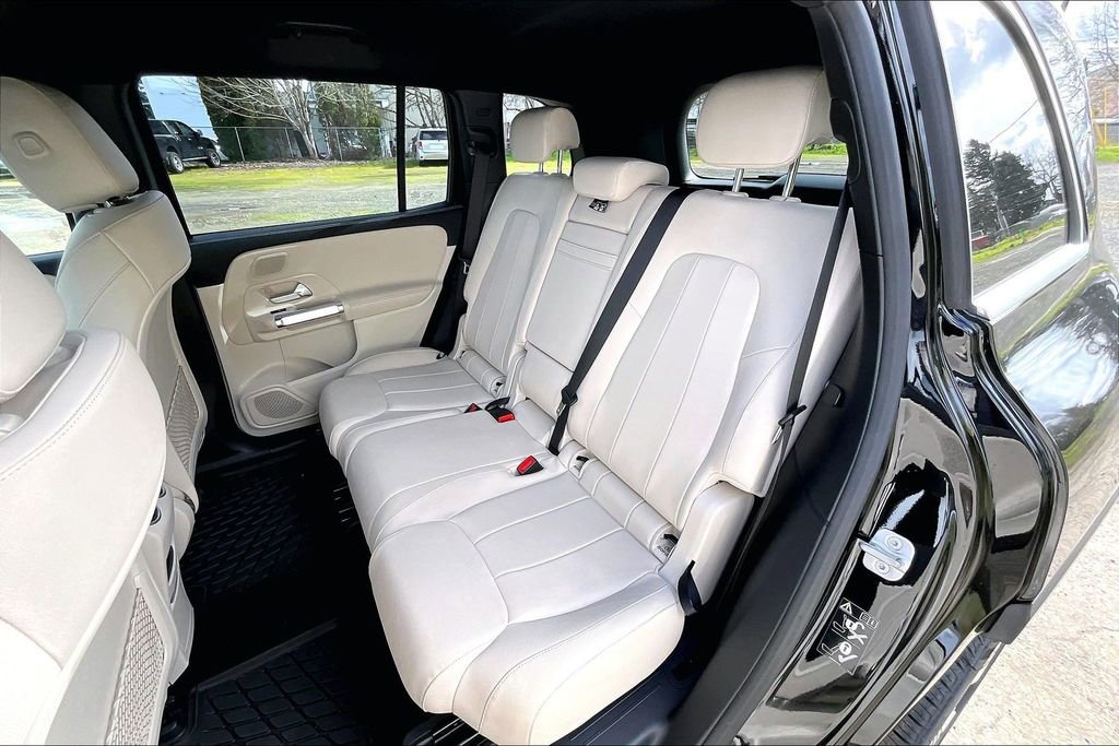 Used 2023 Mercedes-Benz EQB 250+ image 21