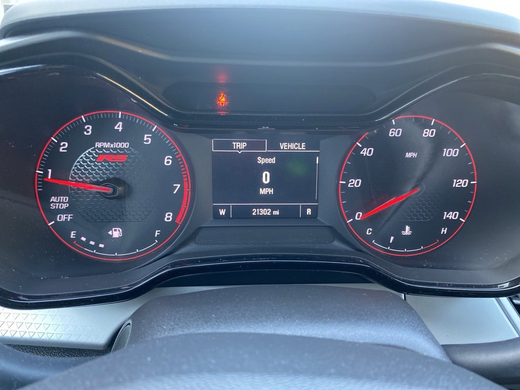 Used 2024 Chevrolet Trax RS w/ Sunroof Package image 29