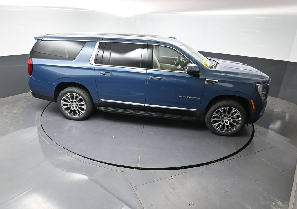 New 2026 GMC Yukon XL Denali w/ LPO, Floor Liner Package AWD/4WD image 42