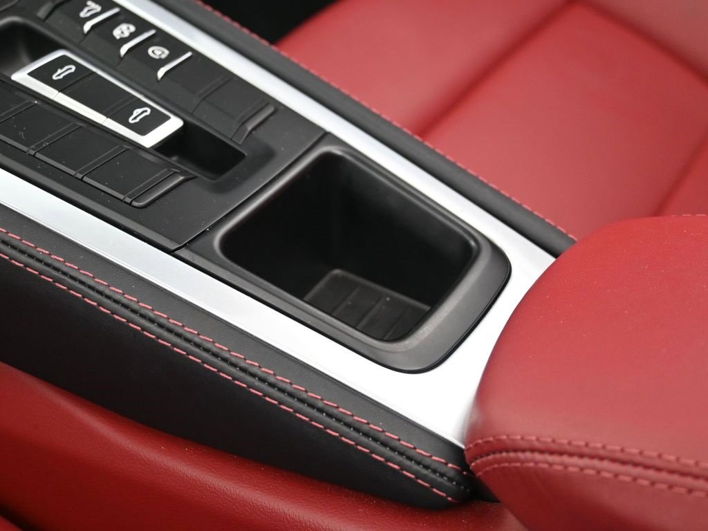 Used 2024 Porsche 718 Boxster image 21