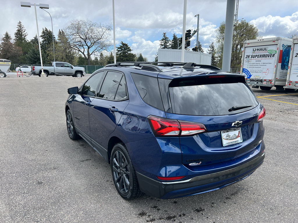 Used 2022 Chevrolet Equinox RS w/ RS Leather Package image 3