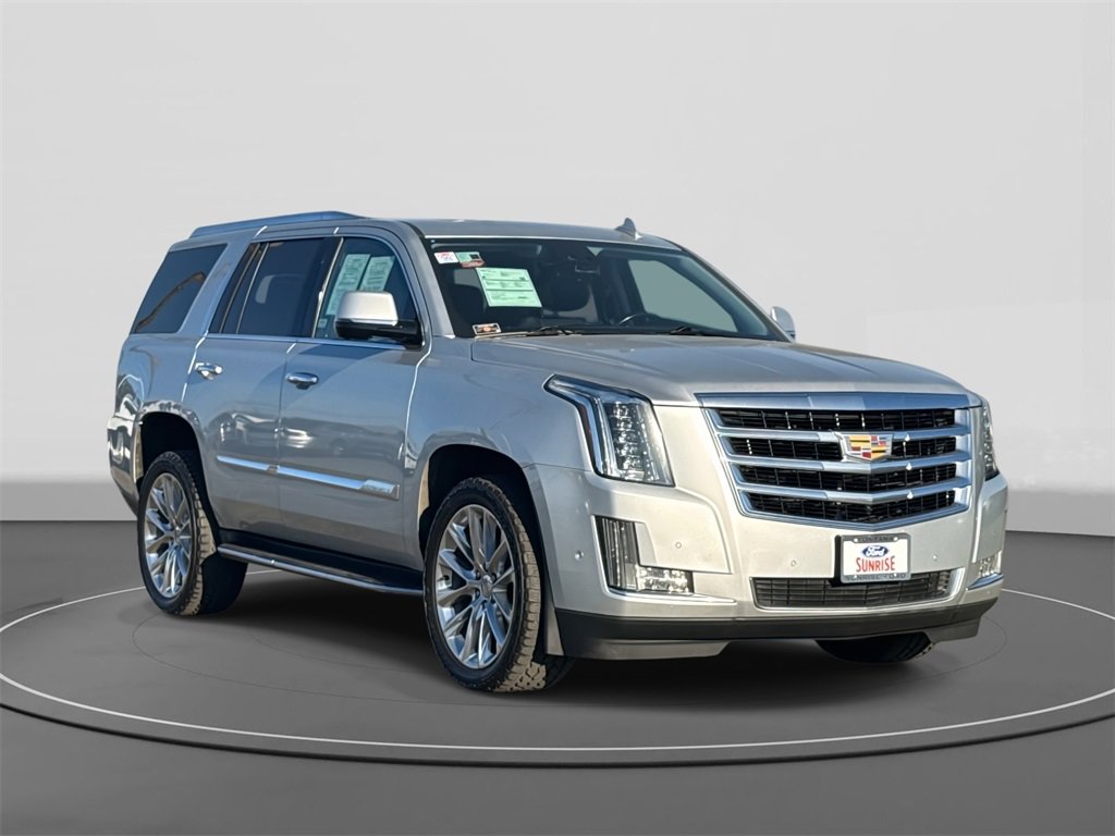 Used 2020 Cadillac Escalade Luxury image 4