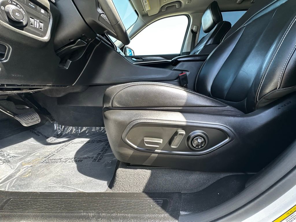 Used 2022 Jeep Grand Cherokee Limited 4xe w/ MOPAR Finishing Package AWD/4WD image 12