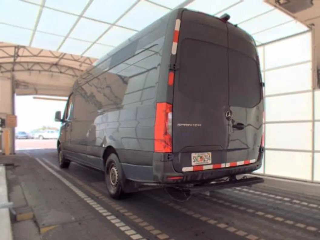 Used 2019 Mercedes-Benz Sprinter 170 image 2