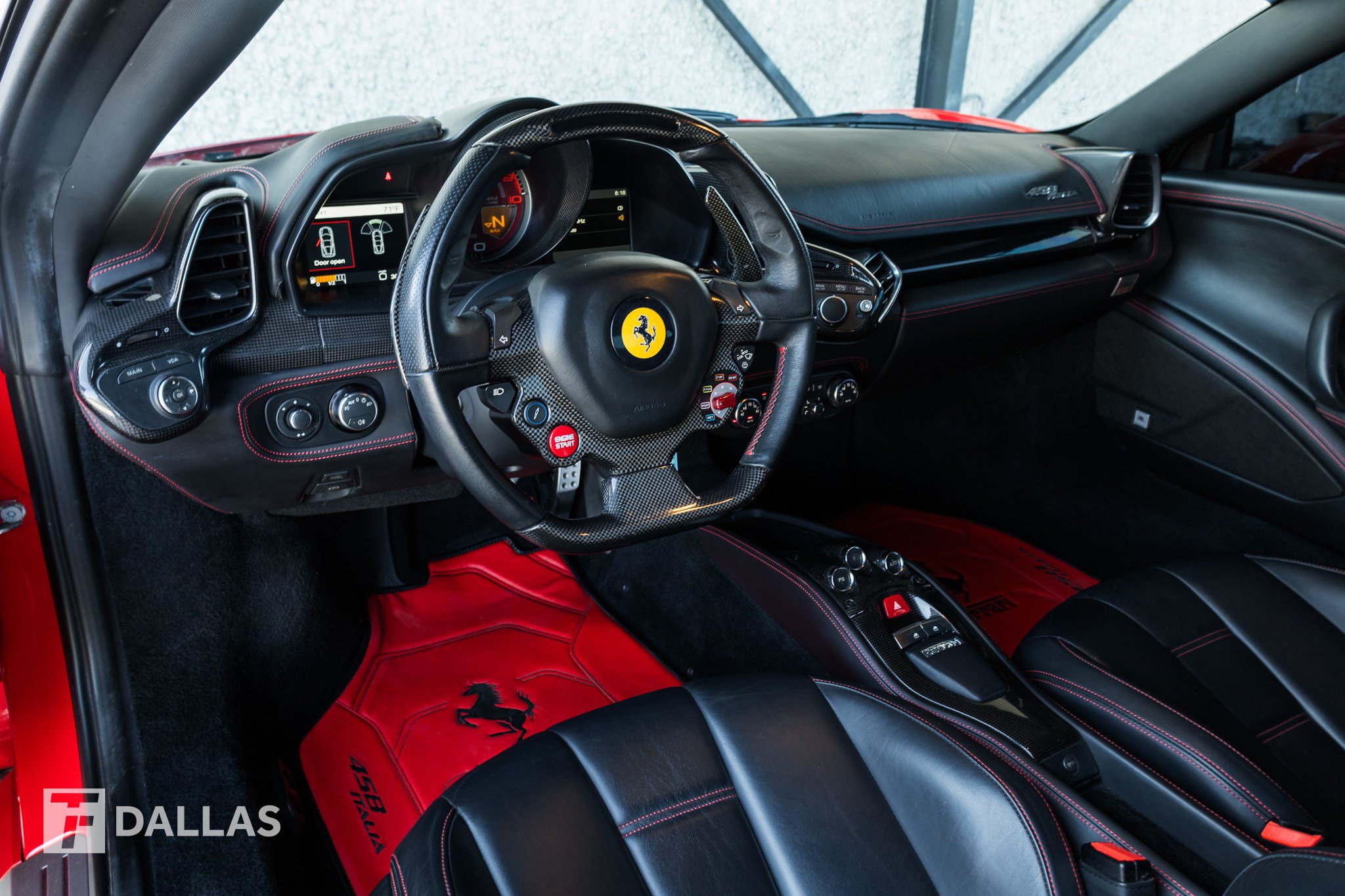 Used 2012 Ferrari 458 Italia Coupe RWD image 3