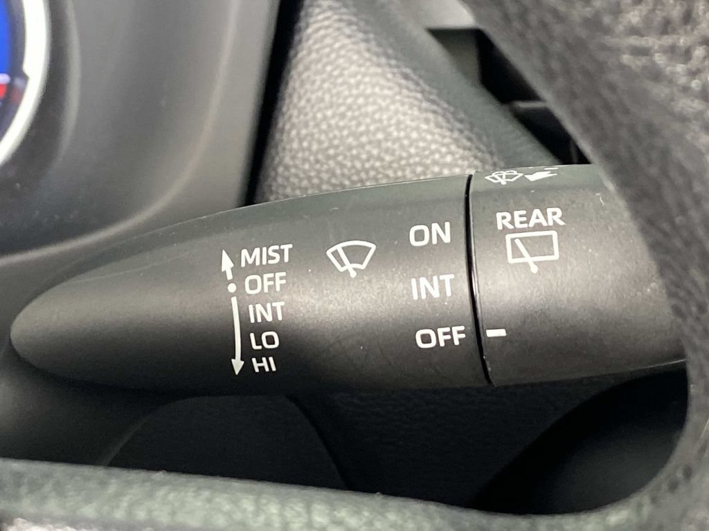 Used 2024 Toyota RAV4 LE AWD/4WD image 22