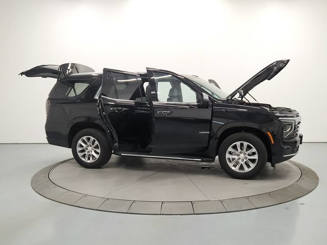 Used 2025 Chevrolet Tahoe Premier RWD image 16