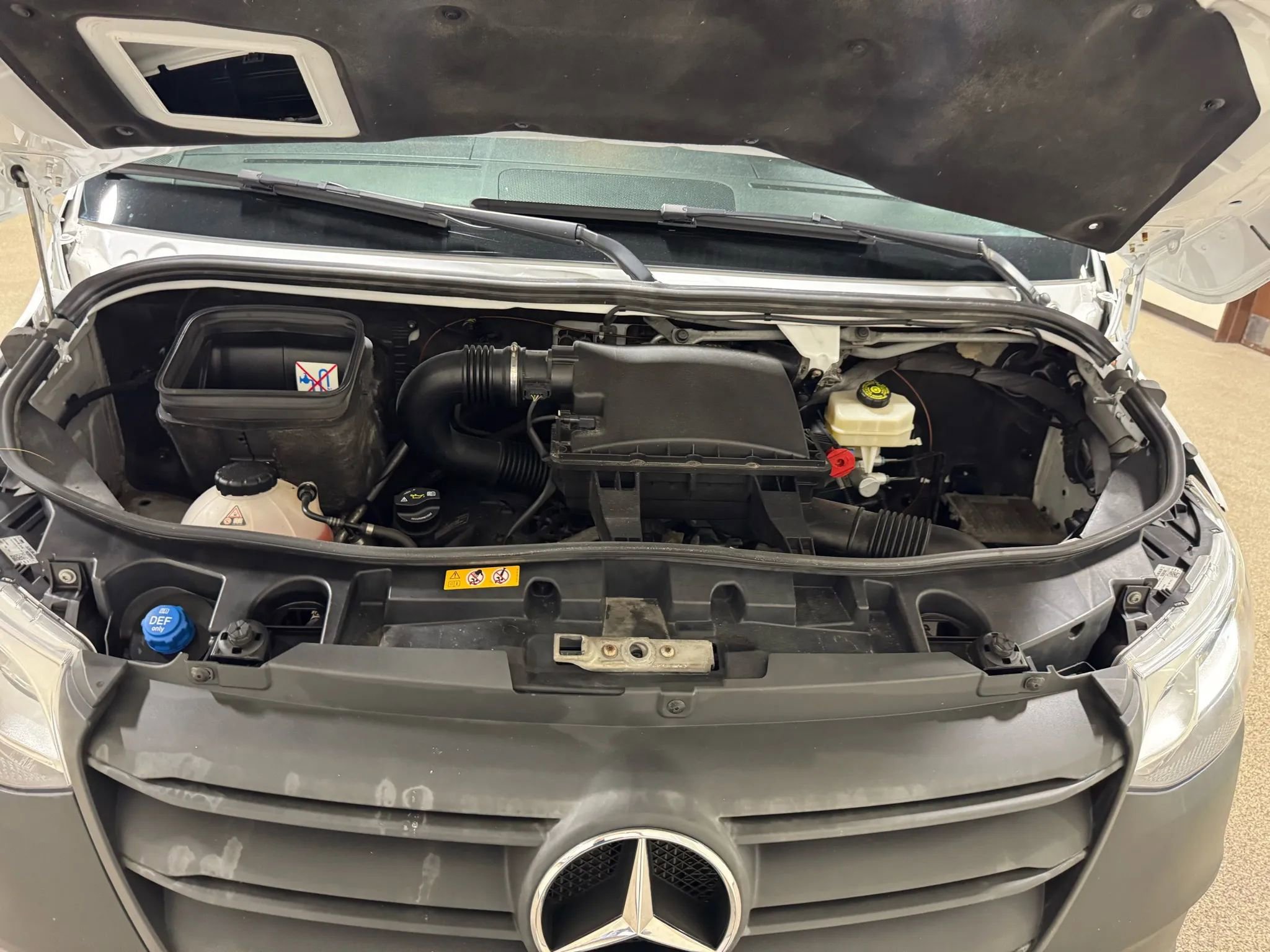 Used 2020 Mercedes-Benz Sprinter 2500 image 49