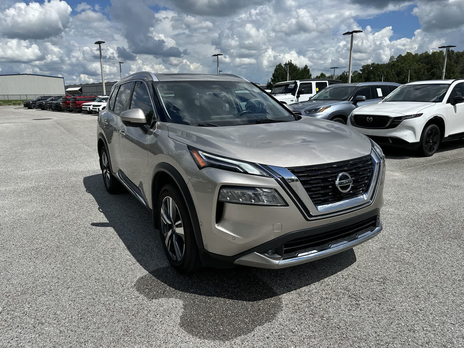 Used 2021 Nissan Rogue Platinum AWD/4WD image 11