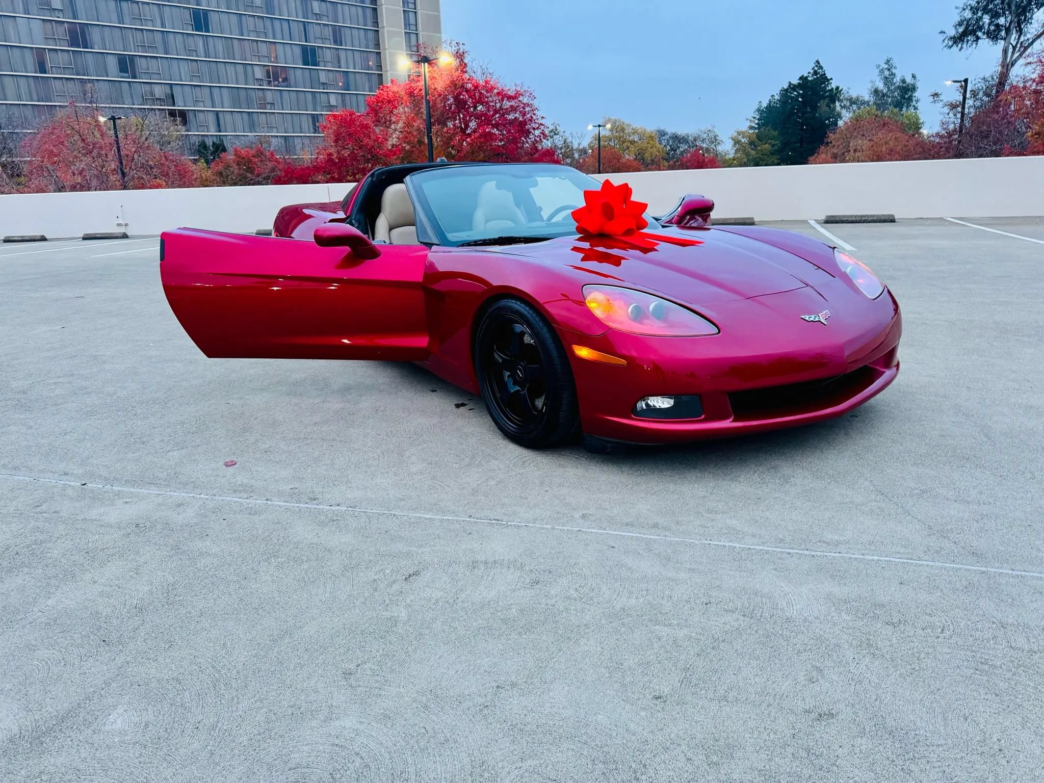 Used 2005 Chevrolet Corvette Coupe w/ Preferred Equipment Group RWD image 41