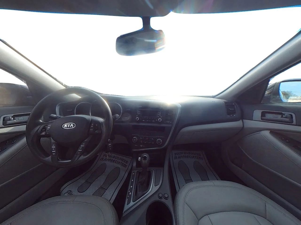 Used 2011 Kia Optima LX w/ Convenience Pkg image 23