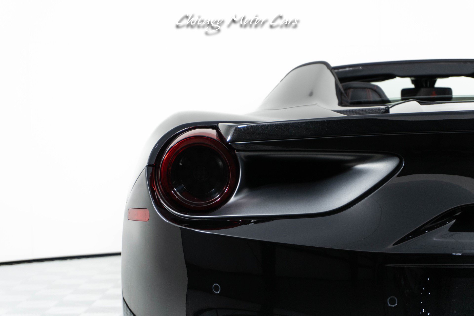 Used 2018 Ferrari 488 Spider RWD image 11