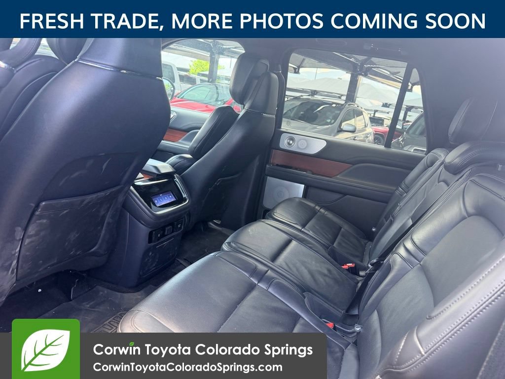 Used 2024 Lincoln Navigator L Reserve AWD/4WD image 11