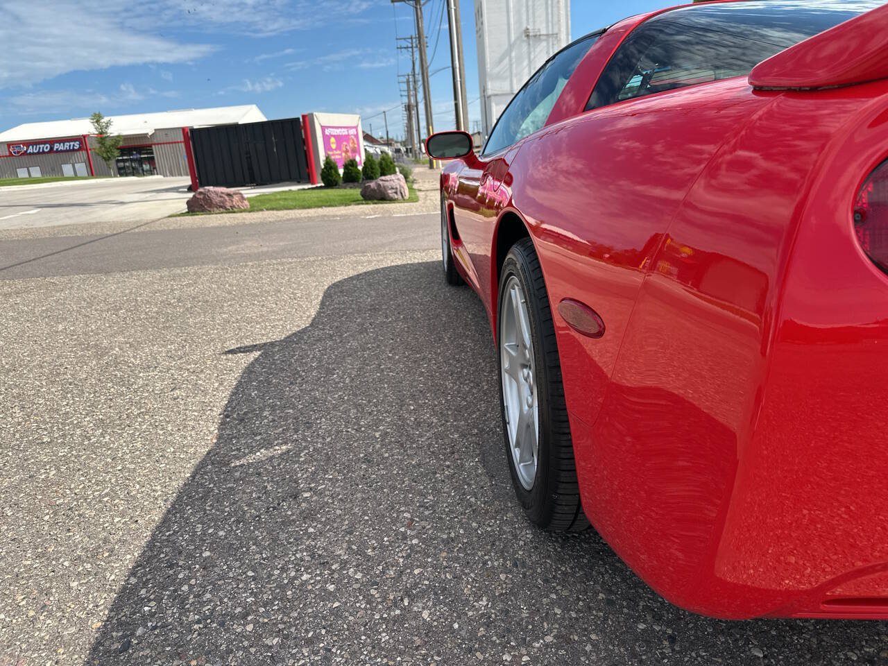 Used 1997 Chevrolet Corvette Coupe w/ Performance Handling Pkg RWD image 20