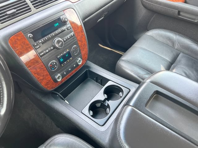 Used 2008 Chevrolet Silverado 2500 LTZ w/ Safety Package AWD/4WD image 24