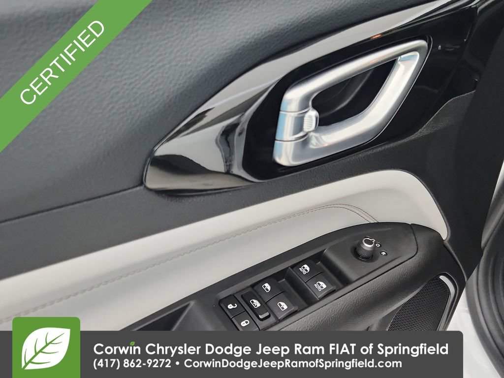 Used 2023 Jeep Compass Limited AWD/4WD image 21