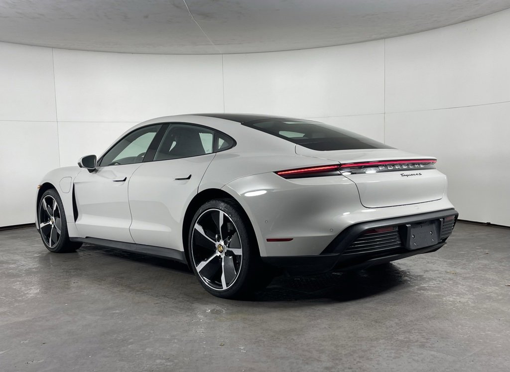 Used 2024 Porsche Taycan 4S image 3