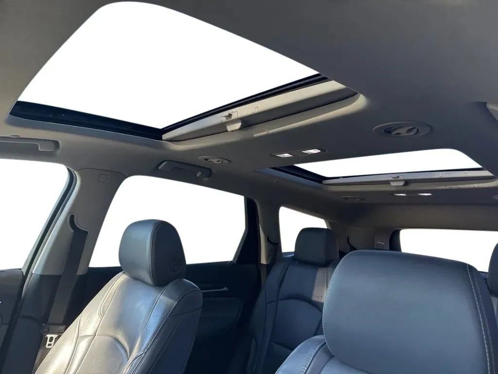 Used 2019 Buick Enclave Premium w/ Experience Buick Package image 26