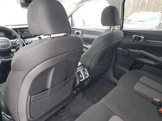 Used 2023 Kia Sorento LX image 26