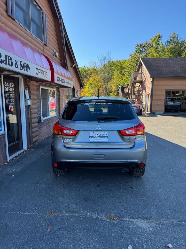 Used 2015 Mitsubishi Outlander Sport ES AWD/4WD image 5