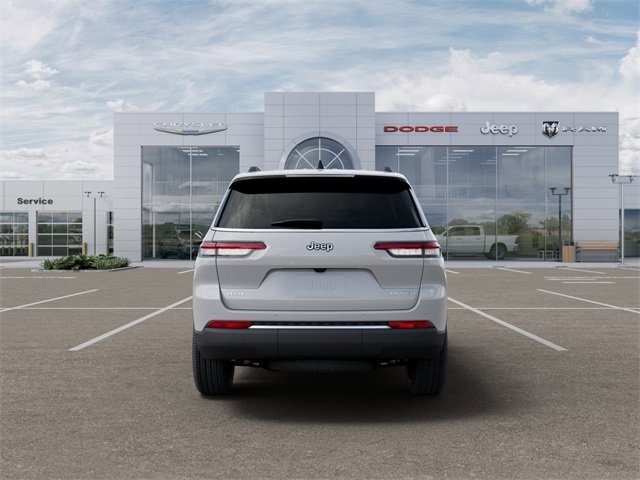 New 2025 Jeep Grand Cherokee L Limited w/ Trailer Tow Package image 7